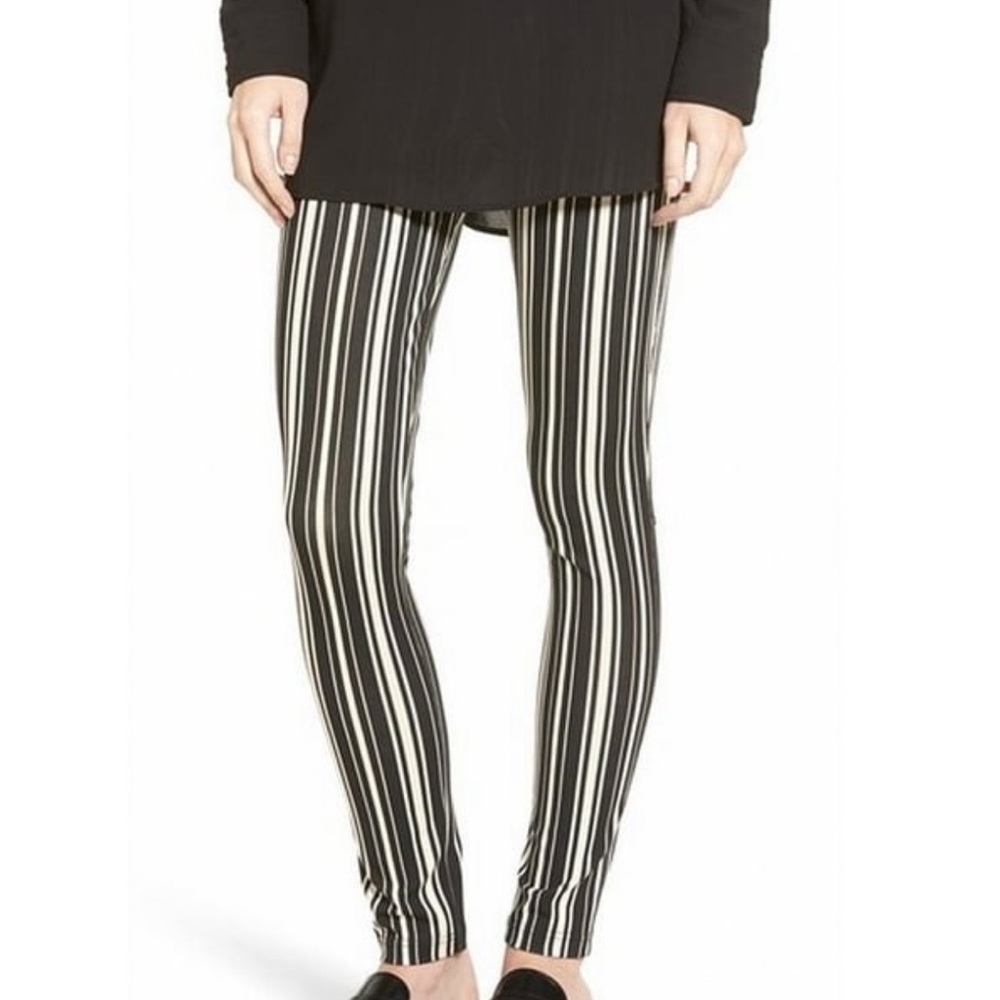 Sanctuary Black and White Striped Leggings